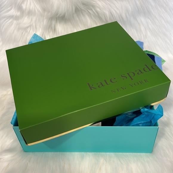 Kate Spade Festive Gift Box Set ♠️ - Picture 12 of 12